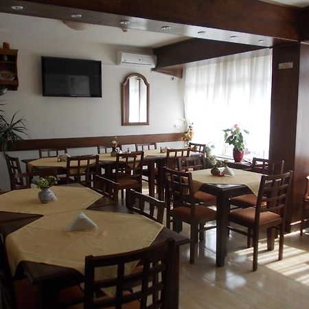 Pension Larisa Arad Exterior photo